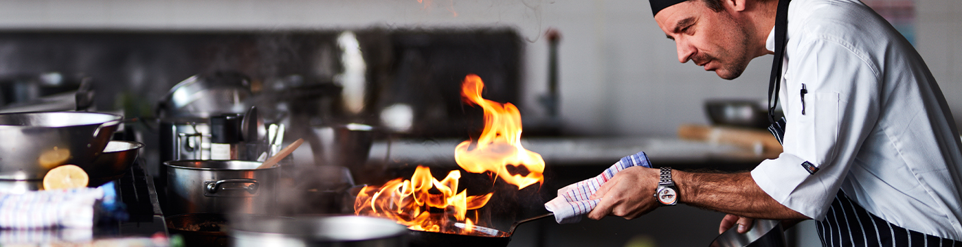 image-chef-preparing-meals