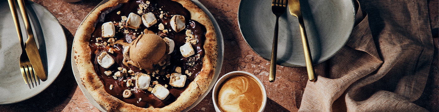 Roast hazelnut dessert pizza